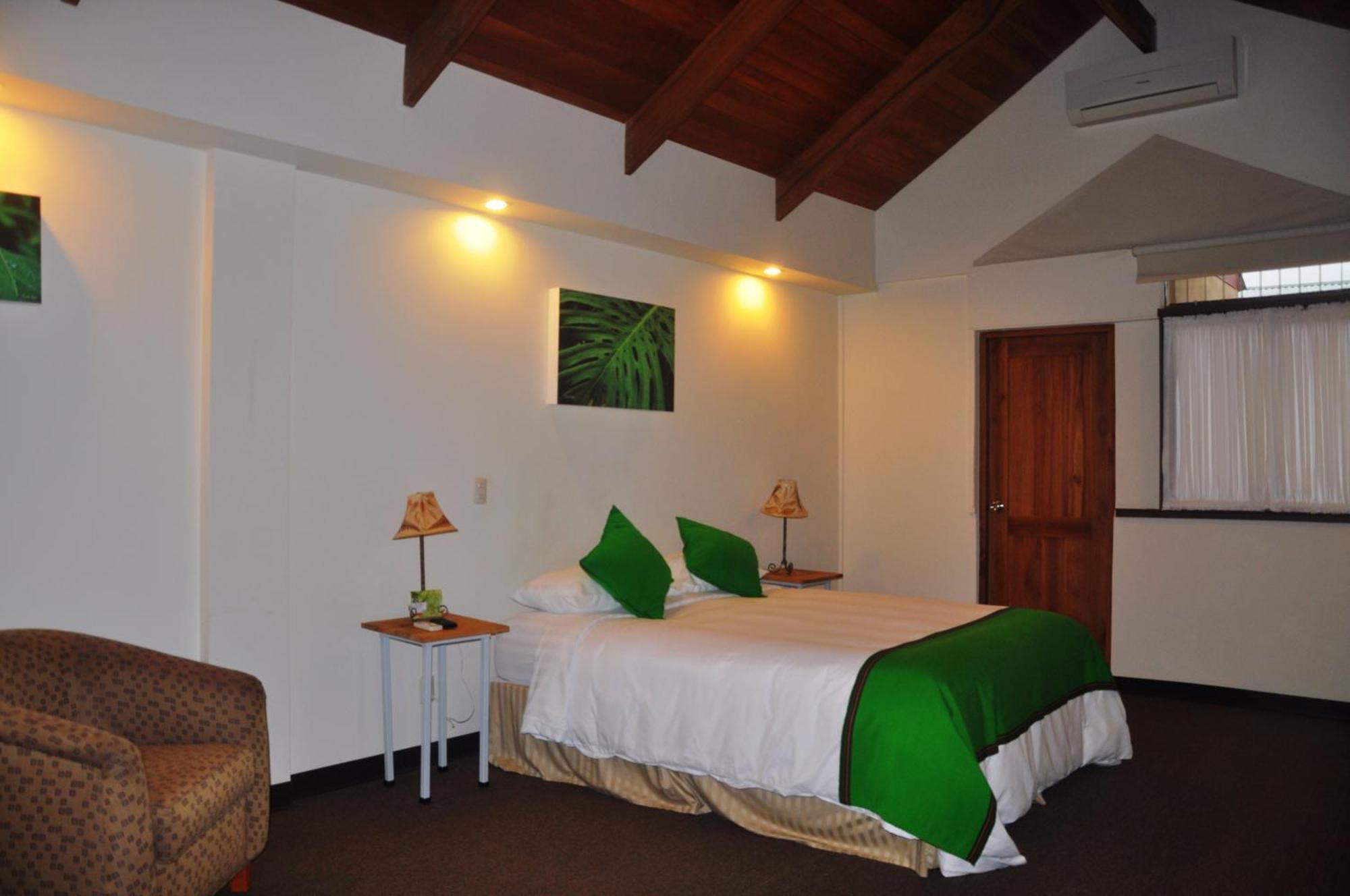Legacy Boutique Hotel Quesada  الغرفة الصورة